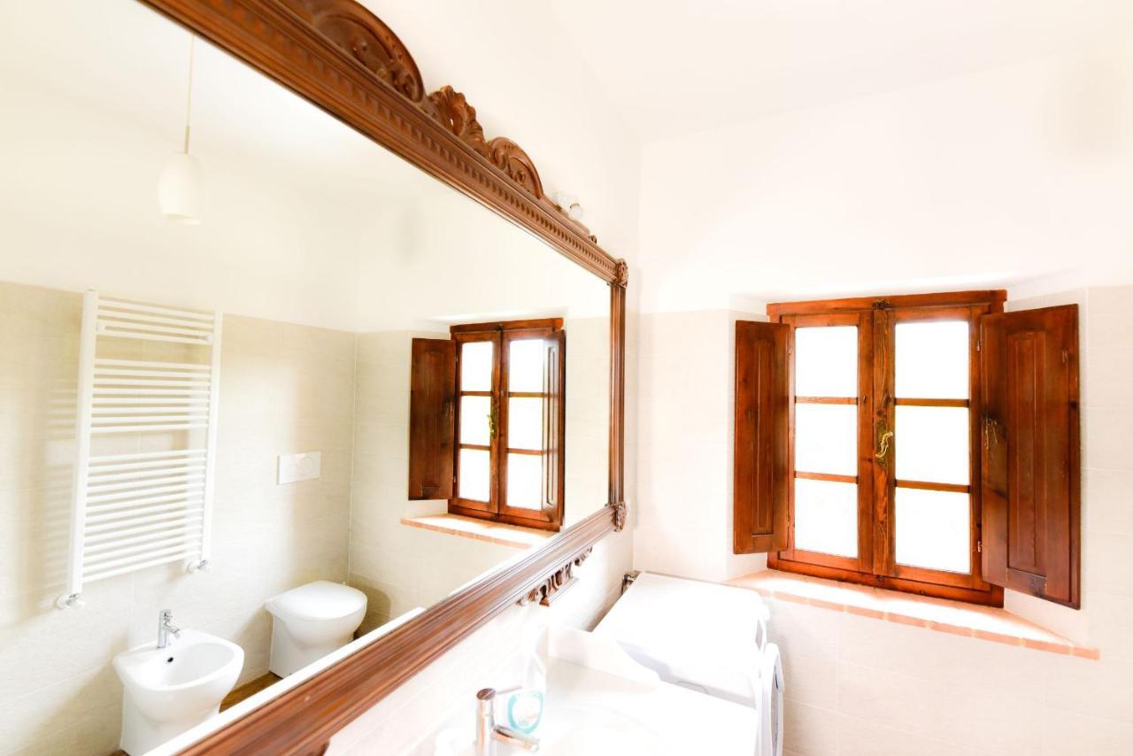 Agriturismo Castello Delle Fornaci - Private Jacuzzi Arcidosso Kültér fotó